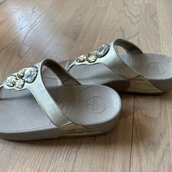 Cream colored FitFlops - Picture 3 of 4
